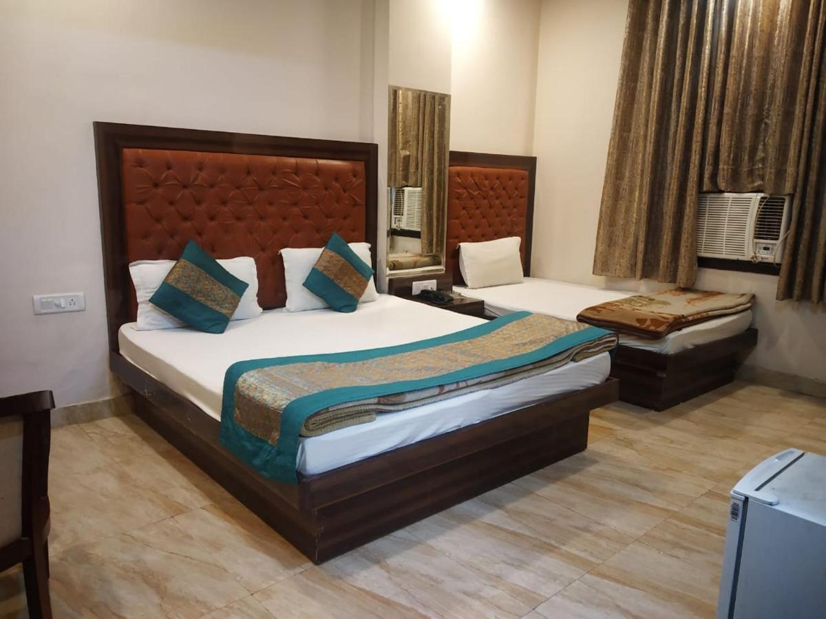 Adb Rooms Hotel Indo Continental Nueva Delhi Exterior foto