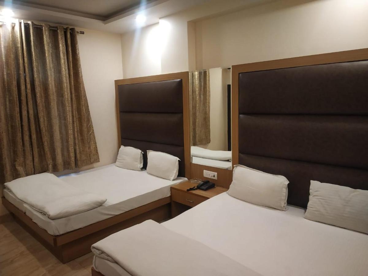 Adb Rooms Hotel Indo Continental Nueva Delhi Exterior foto